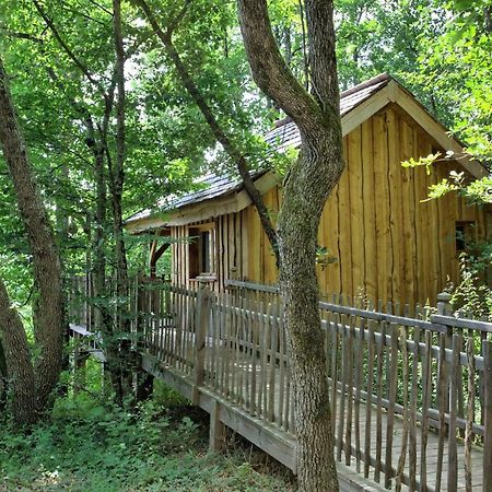 Les Cabanes Des Benauges Arbis Bagian luar foto